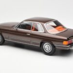 Mercedes 500 SLC C107 Braun KK-Scale 1:18 - image 5 of 6