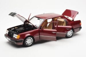 Mercedes 500E W124 Rot Metallic Händler Edition Norev 1:18 B66040699 Metall — Bild 2 von 8