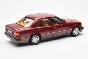 Mercedes 500E W124 Rot Metallic Händler Edition Norev 1:18 B66040699 Metall — Bild 3 von 8