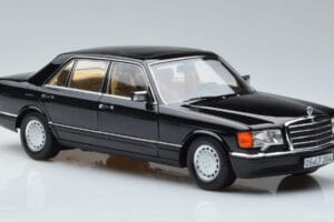 Mercedes 560 SEL W126 Schwarz Norev 1:18 183793 Metall — Bild 5 von 7