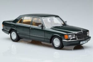 Mercedes 560 SEL W126 Dunkelgrün Metallic Norev 1:18 B66040682 Metall — Bild 5 von 7