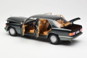 Mercedes 560 SEL W126 Night Grün Metallic Dealer Edition Norev 1:18 B66040626 Metall — Bild 5 von 8