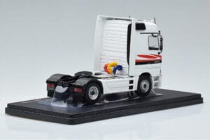 Mercedes Actros MP1 Weiß IXO 1:43 TR064 Metall — Bild 2 von 6