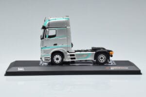 Mercedes Actros MP4 Racing Edition IXO 1:43 TR091 Metall — Bild 3 von 6