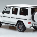 Mercedes AMG G63 Edition 55 W463 Weiß GT Spirit 1:18 - image 5 of 6
