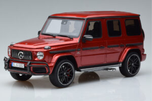 Mercedes AMG G63 W464 Asia Edition Rot GT Spirit 1:18 CLDC010 Resin