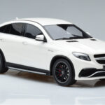 Mercedes AMG GLE 63S C292 Coupe Weiß GT Spirit 1:18 - image 4 of 6