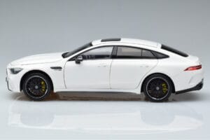 Mercedes AMG GT 63 S X290 Weiß Norev 1:18 183445 Metall — Bild 4 von 7