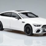 Mercedes AMG GT 63 S X290 Weiß Norev 1:18 183445 Metall - image 5 of 7