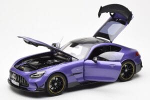 Mercedes AMG GT Black Series Lila Asia Exclusive Norev 1:18 183907 Metall — Bild 2 von 8