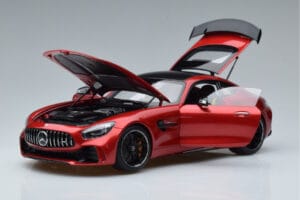 Mercedes AMG GT R C190 Kardinalrot AUTOart 1:18 76331 Metall — Bild 2 von 7