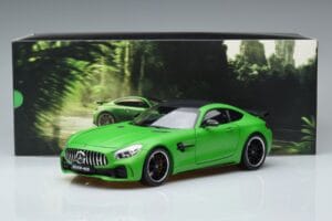 Mercedes AMG GT-R C190 Green Hell Magno Norev 1:18 B66960416 Metall — Bild 7 von 7