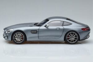 Mercedes AMG GT S Selenite Grau Magno Norev 1:18 B66960343 Metall — Bild 4 von 7
