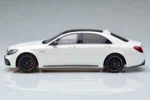 Mercedes AMG S63 W222 Diamond Weiß GT Spirit 1:18 B66965714 Resin — Bild 3 von 6