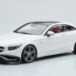 Mercedes Brabus 900 S-Class C222 Coupe Polar Weiß GT Spirit 1:18