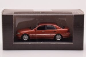 Mercedes C-Class W202 C220 Orange Metallic Dealer Edition Minichamps 1:43 B66005747 Metall — Bild 4 von 4