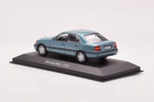 Mercedes C-Class W202 C220 Petrol Metallic Minichamps 1:43 B66005705 Metall — Bild 2 von 3