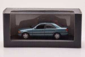Mercedes C-Class W202 C220 Petrol Metallic Minichamps 1:43 B66005705 Metall — Bild 3 von 3