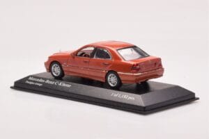 Mercedes C-Class W202 C240 Orange Metallic Minichamps 1:43 430037000 Metall — Bild 3 von 4