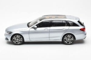 Mercedes C-Class W205 T-Modell Silber Asia Exclusive Norev 1:18 183865 Metall — Bild 4 von 8