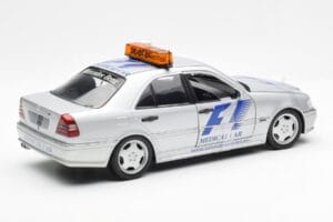 Mercedes C-Class W202 AMG Medical Car F1 1997 UT Models 1:18 26106 Metall — Bild 2 von 6