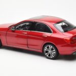 Mercedes C-Class W205 Rot Metallic Asia Exclusive Norev 1:18 - image 7 of 8