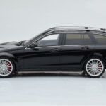Mercedes C63 AMG S204 T-Modell Schwarz GT Spirit 1:18 - image 3 of 6