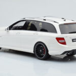 Mercedes C63 AMG S204 T-Modell Weiß GT Spirit 1:18 - image 5 of 8