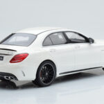 Mercedes C63S AMG W205 Weiß GT Spirit 1:18 - image 2 of 6
