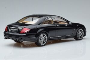 Mercedes CL63 AMG C216 Schwarz AUTOart 1:18 76169 Metall — Bild 2 von 6