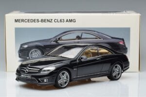 Mercedes CL63 AMG C216 Schwarz AUTOart 1:18 76169 Metall — Bild 6 von 6