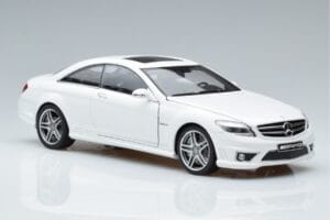 Mercedes CL63 AMG C216 Weiß AUTOart 1:18 76167 Metall — Bild 4 von 6