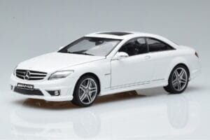 Mercedes CL63 AMG C216 Weiß AUTOart 1:18 76167 Metall