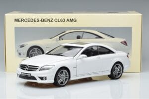 Mercedes CL63 AMG C216 Weiß AUTOart 1:18 76167 Metall — Bild 6 von 6