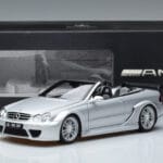 Mercedes CLK DTM AMG W209 Cabriolet Silber Kyosho 1:18 B66962272 Metall - image 8 of 8