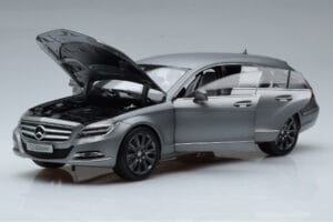 Mercedes CLS Shooting Brake X218 Alanite Grau Norev 1:18 B66960117 Metall — Bild 2 von 7