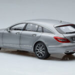 Mercedes CLS Shooting Brake X218 Alanite Grau Norev 1:18 - image 6 of 7