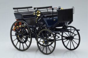 Mercedes Daimler Motorkutsche Dunkelblau Norev 1:18 183700 Metall — Bild 4 von 6