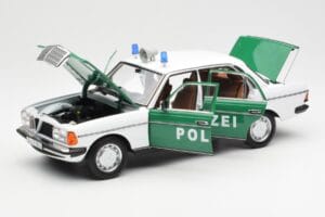 Mercedes E-Class W123 Polizei Norev 1:18 B66040676 Metall — Bild 2 von 8
