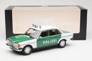 Mercedes E-Class W123 Polizei Norev 1:18 B66040676 Metall — Bild 8 von 8