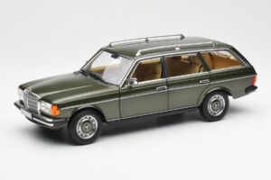 Mercedes 230T W123 T-Modell Grün Metallic Norev 1:18