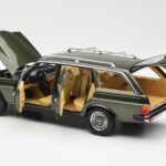 Mercedes 230T W123 T-Modell Grün Metallic Norev 1:18 - image 5 of 8