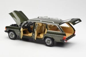 Mercedes 230T W123 T-Modell Grün Metallic Norev 1:18 183730 Metall — Bild 5 von 8