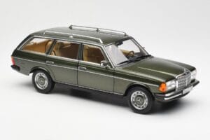 Mercedes 230T W123 T-Modell Grün Metallic Norev 1:18 183730 Metall — Bild 6 von 8