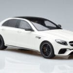 Mercedes AMG E63 S W213 Weiß GT Spirit 1:18 - image 4 of 6