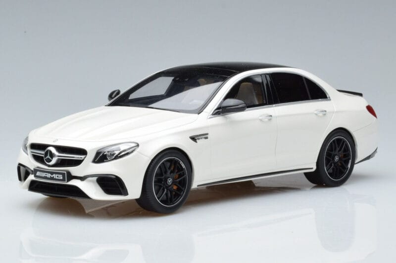Mercedes AMG E63 S W213 Weiß GT Spirit 1:18
