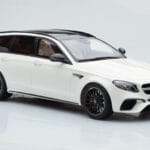 Mercedes AMG E63 S S213 T-Model Weiß GT Spirit 1:18 - image 4 of 6