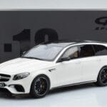 Mercedes AMG E63 S S213 T-Model Weiß GT Spirit 1:18 - image 6 of 6