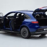 Mercedes EQC 400 Brilliant Blau NZG 1:18 - image 7 of 8