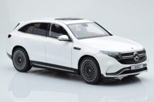 Mercedes EQC 400 Diamond Weiß NZG 1:18 B66963756 Metall — Bild 6 von 8